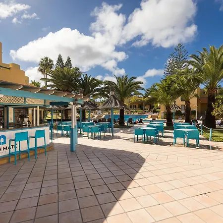 Home2book Poolside & Terrace Retreat, Corralejo