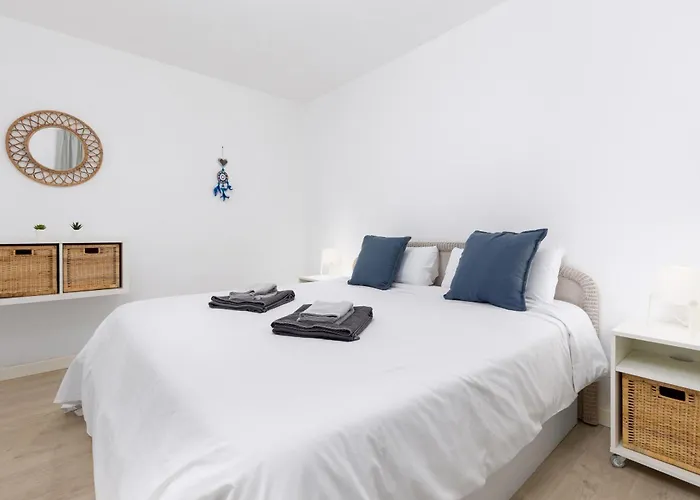 Home2book Poolside & Terrace Retreat, Corralejo