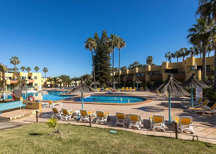 Daire Home2book Poolside & Terrace Retreat, Corralejo La Oliva