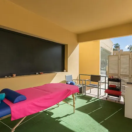 Home2book Poolside & Terrace Retreat, Corralejo Apartmán *