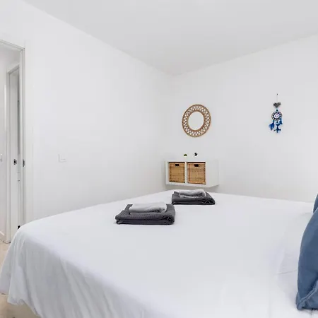 Home2book Poolside & Terrace Retreat, Corralejo Апартаменты *